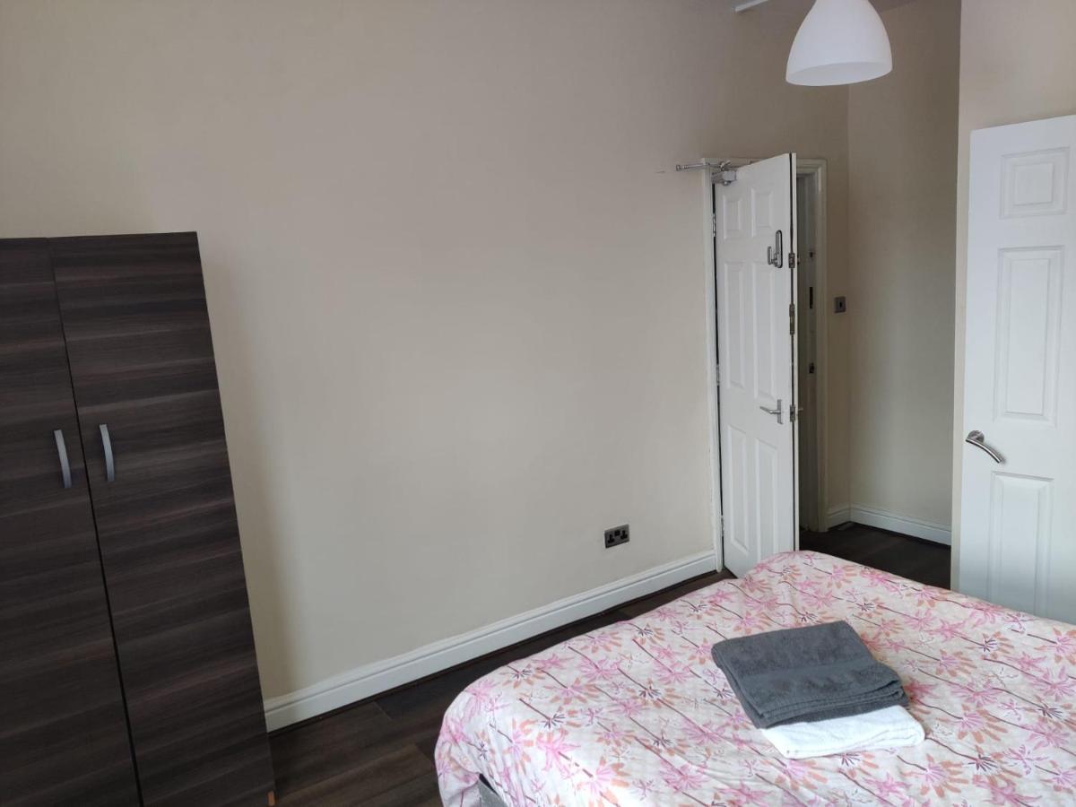 Nice And Pleasant Thornton Heath Bagian luar foto