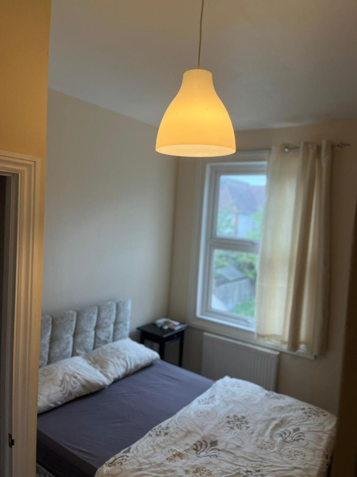 Nice And Pleasant Thornton Heath Bagian luar foto